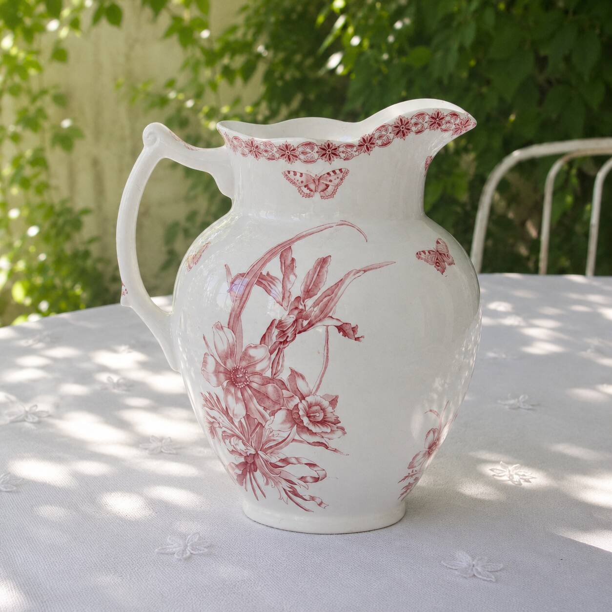 Immense brocade from the 19th century signed Bertrand Bordeaux Anemone ironstone.