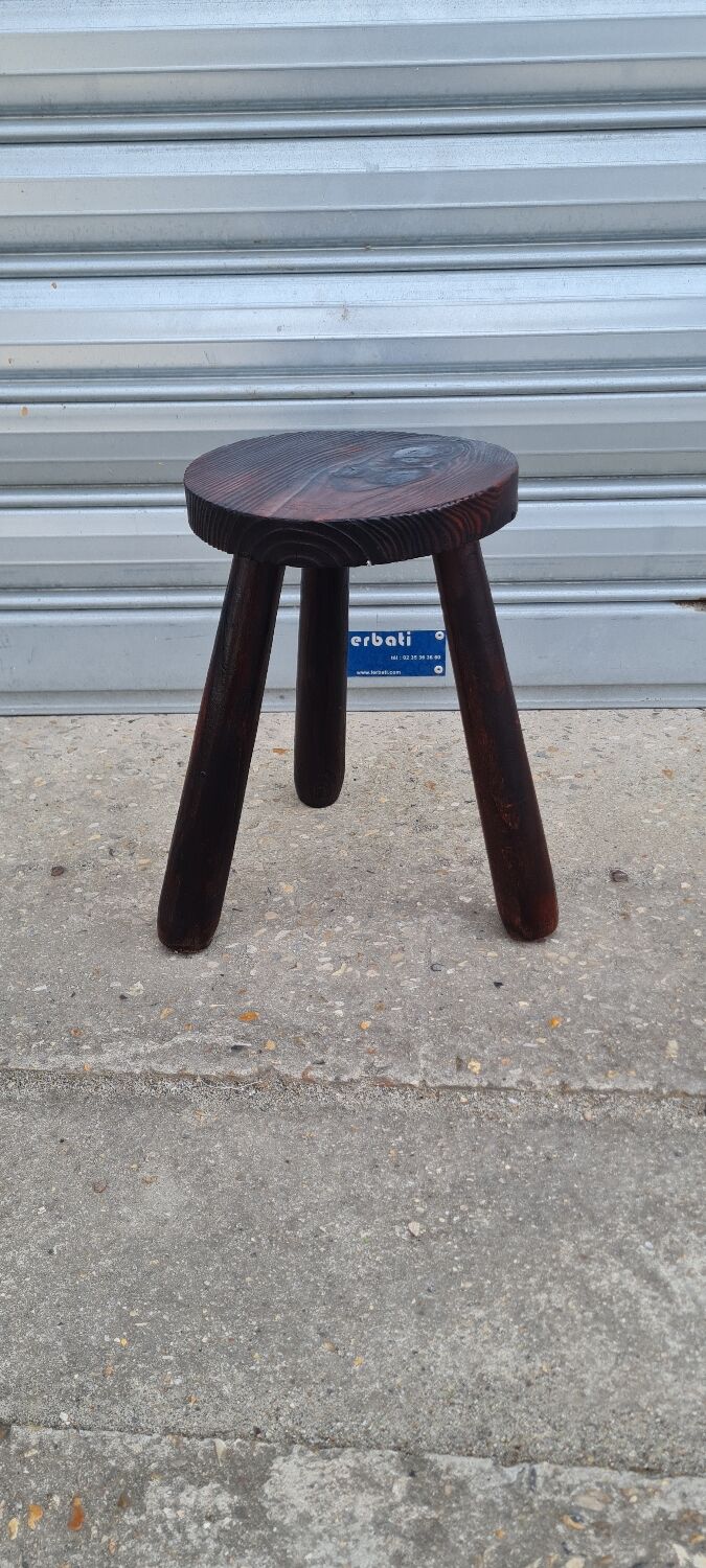 Tripod stool