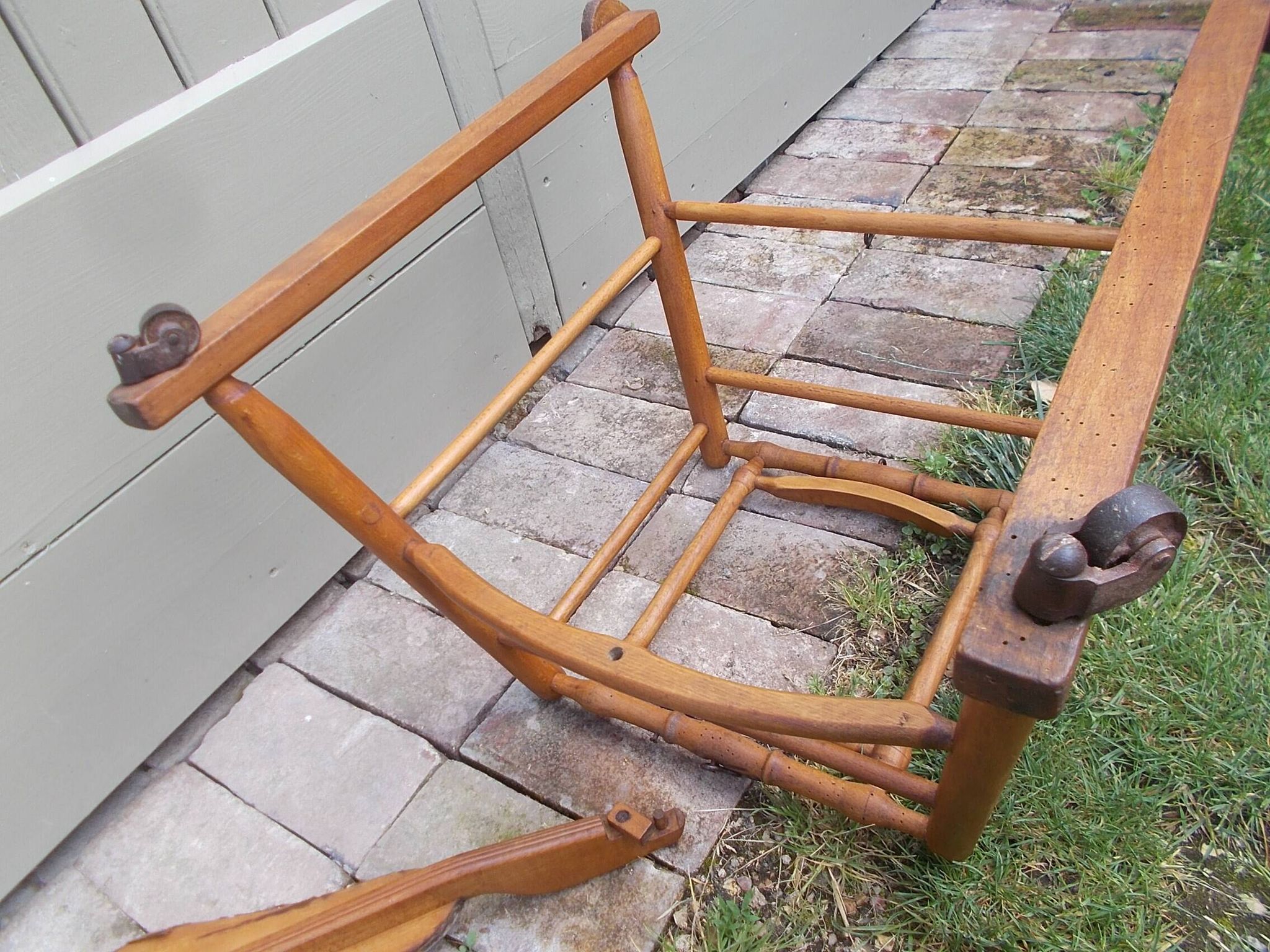 Ancienne chaise haute pour enfant Luterma