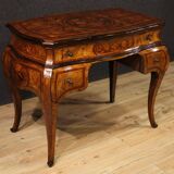 Lombard dressing table in marquetry in Louis XV style from the 20th century.