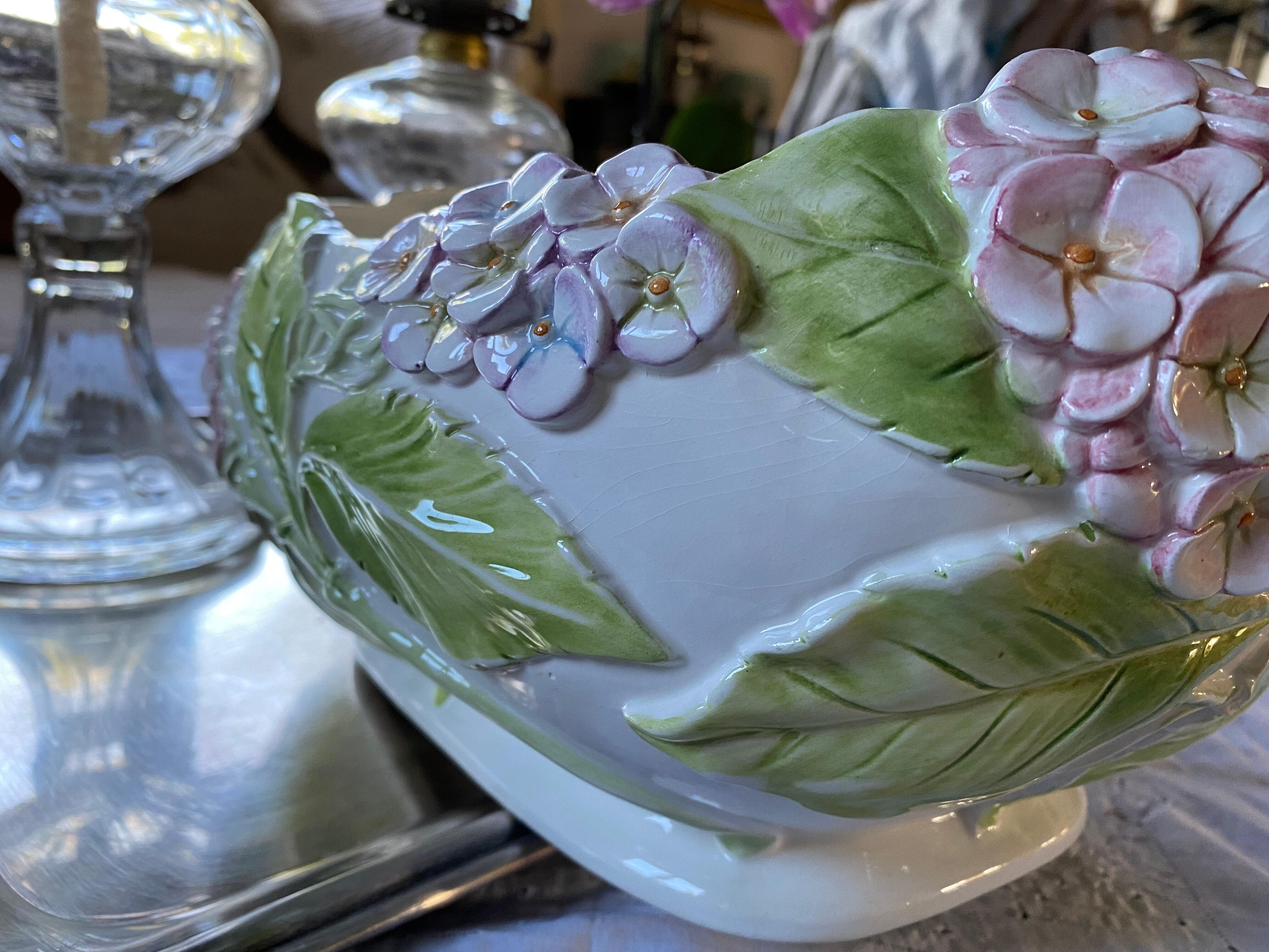 Italian earthenware planter "Hydrangeas"