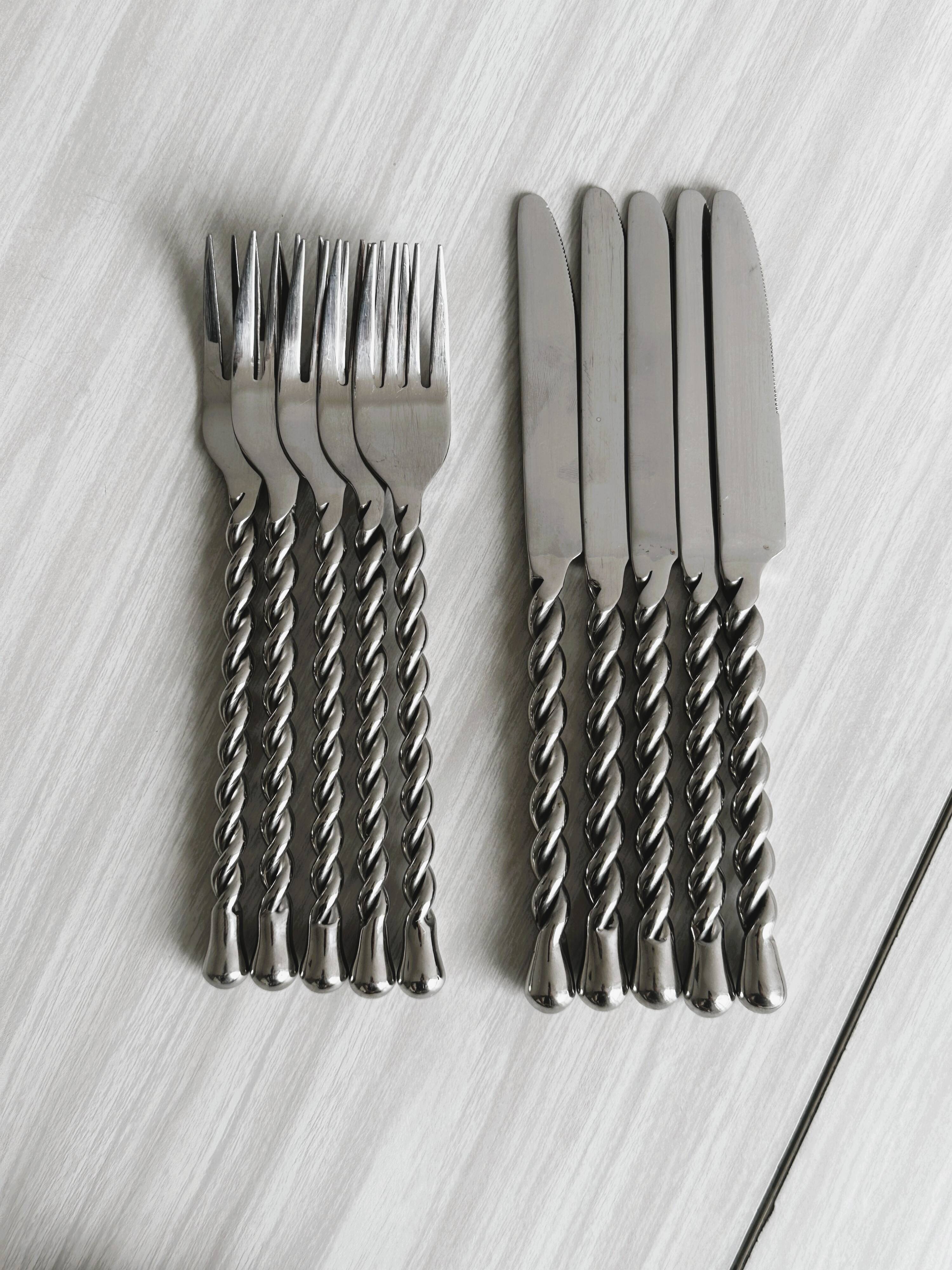 Set of 20 vintage twisted metal cutlery