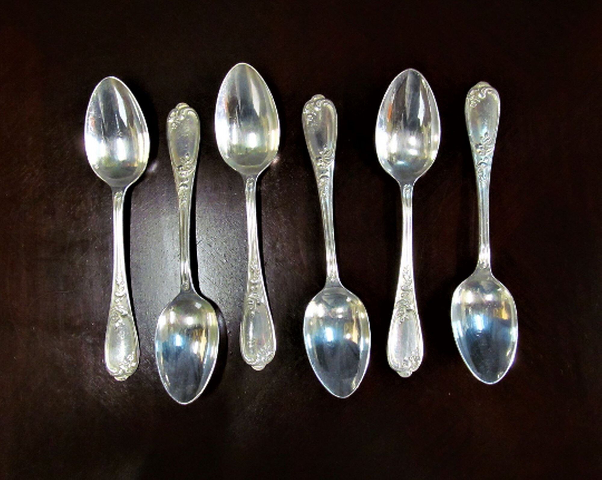 Ensemble de 6 cuillères à soupe plaquées argent Ercuis 84, France, style Art Nouveau| Louis XV