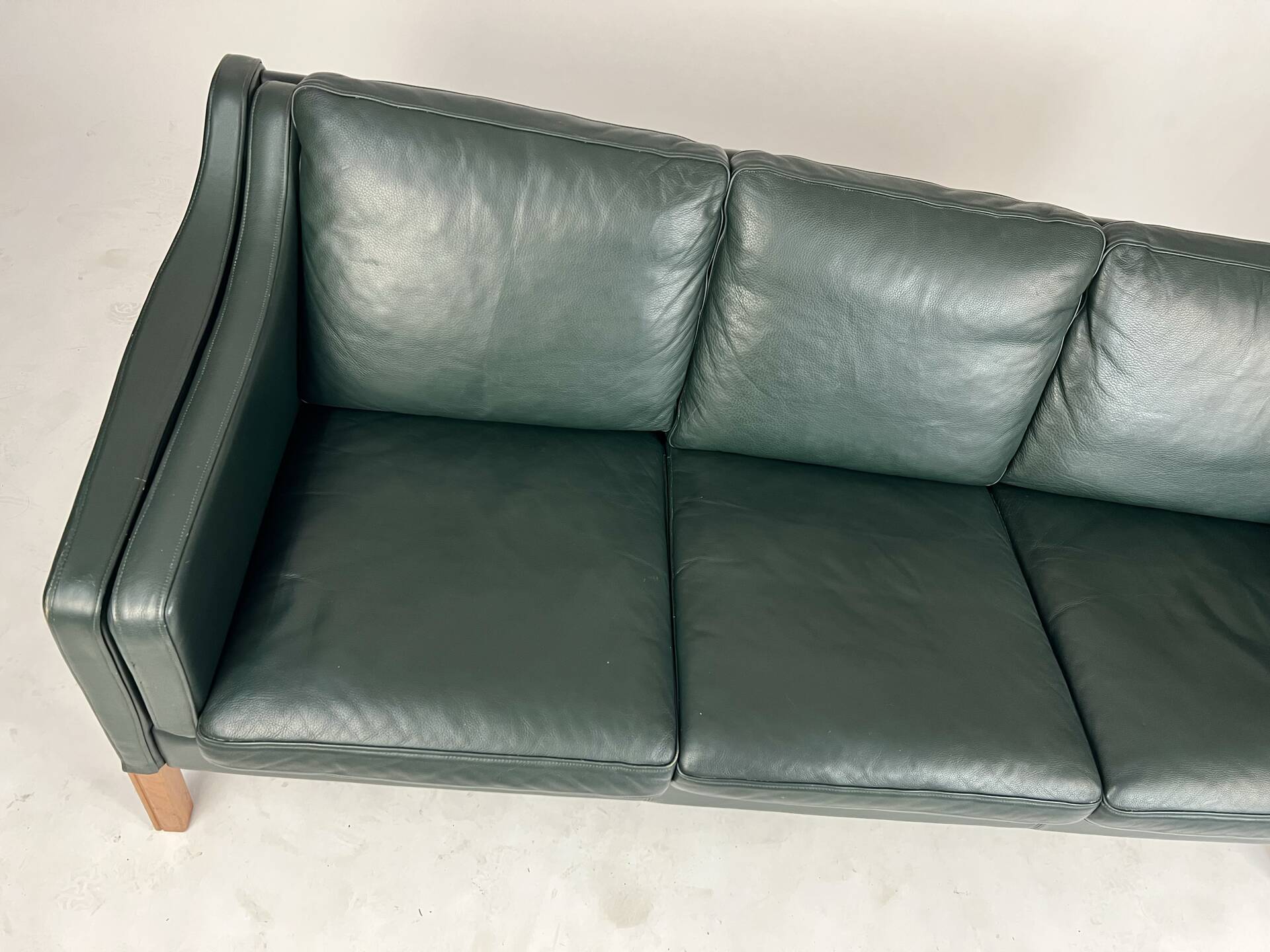 Danish leather sofa couch by Skippers furniture 70s 80s Design