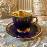 A cup of tea with stamped sub-cup - Porcelaine de Limoges 1957
