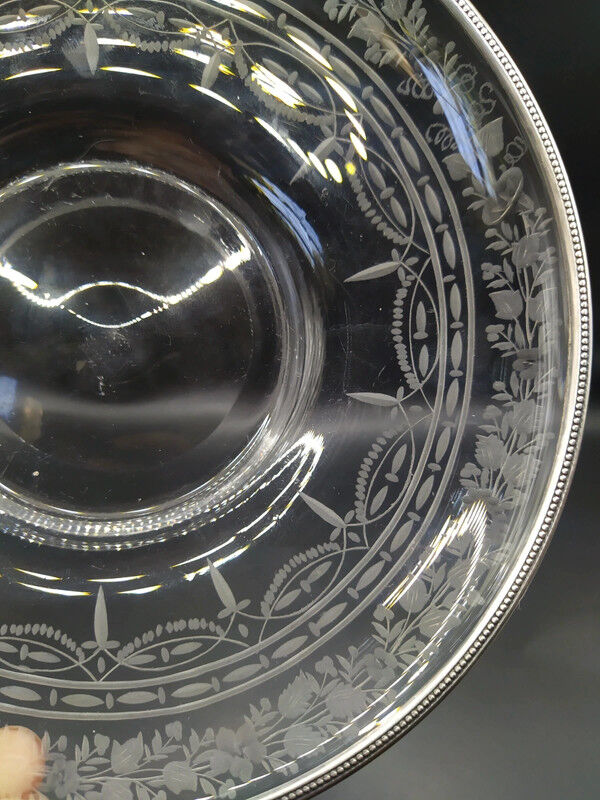 Solid glass and silver plate