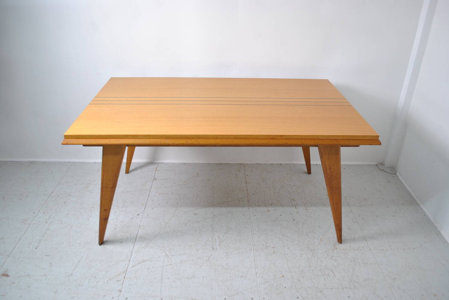 Table a manger pieds compas 1950