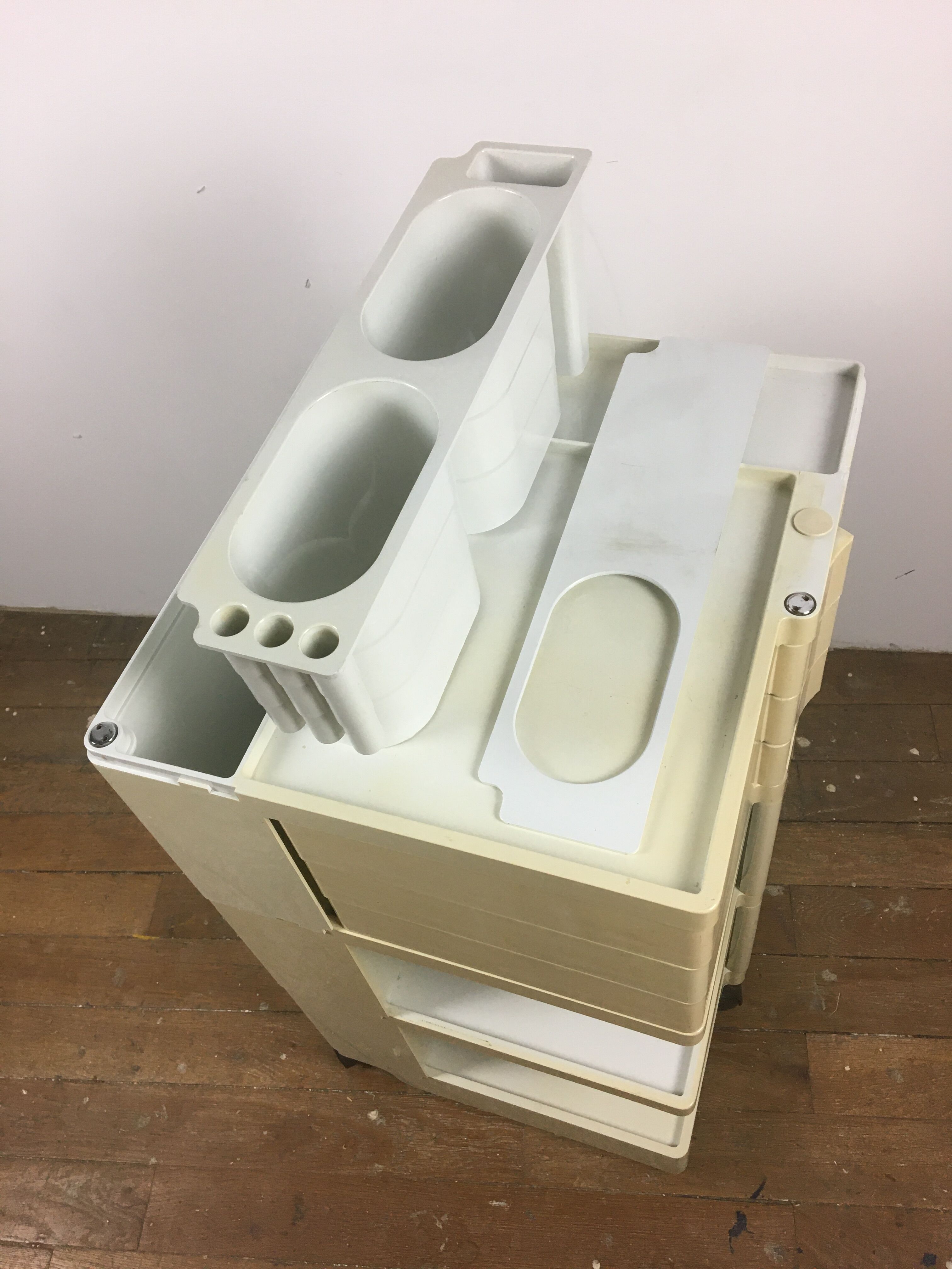 Serving trolley boby by Joe Colombo