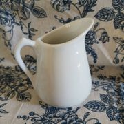 2 small vintage jugs