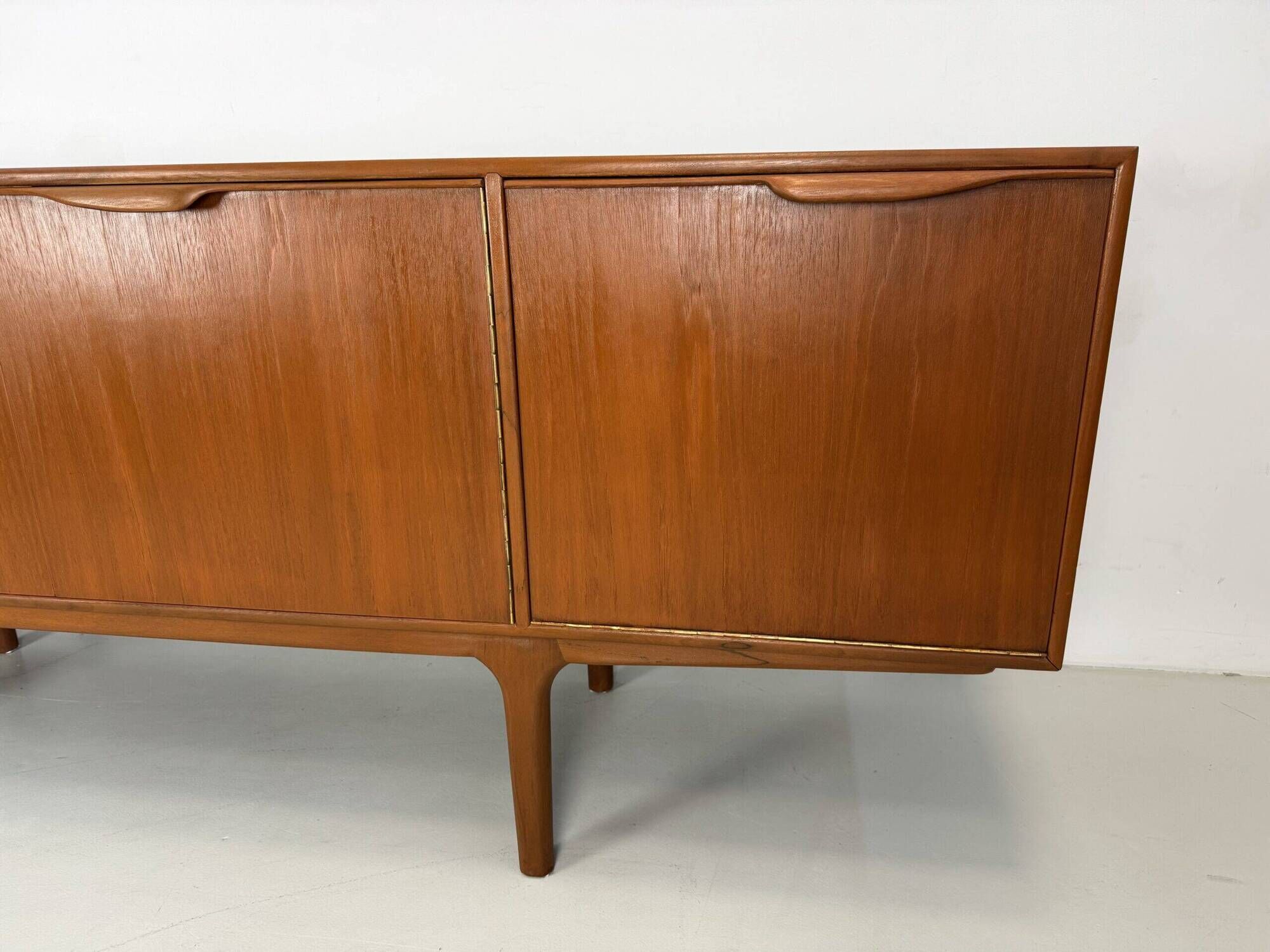 Vintage sideboard McIntosh.