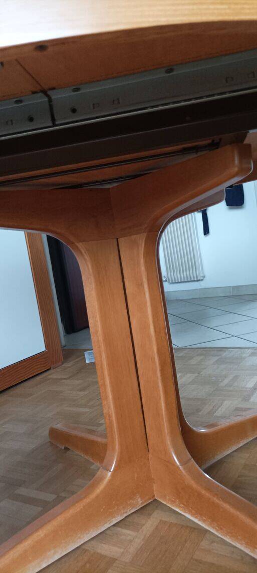 Vintage elm wood extendable table