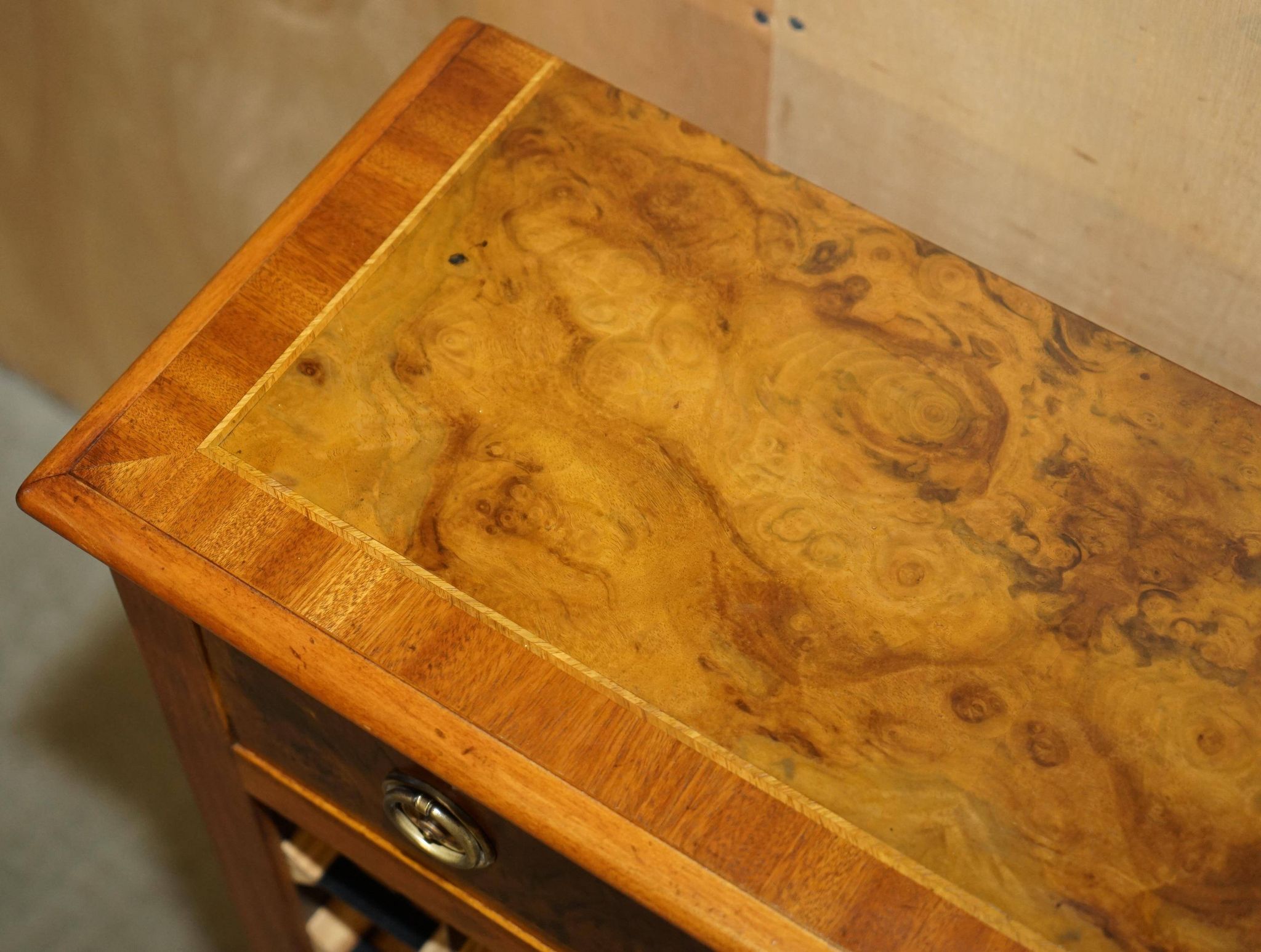 Flamed walnut sideboard for 36 bottles with drawer