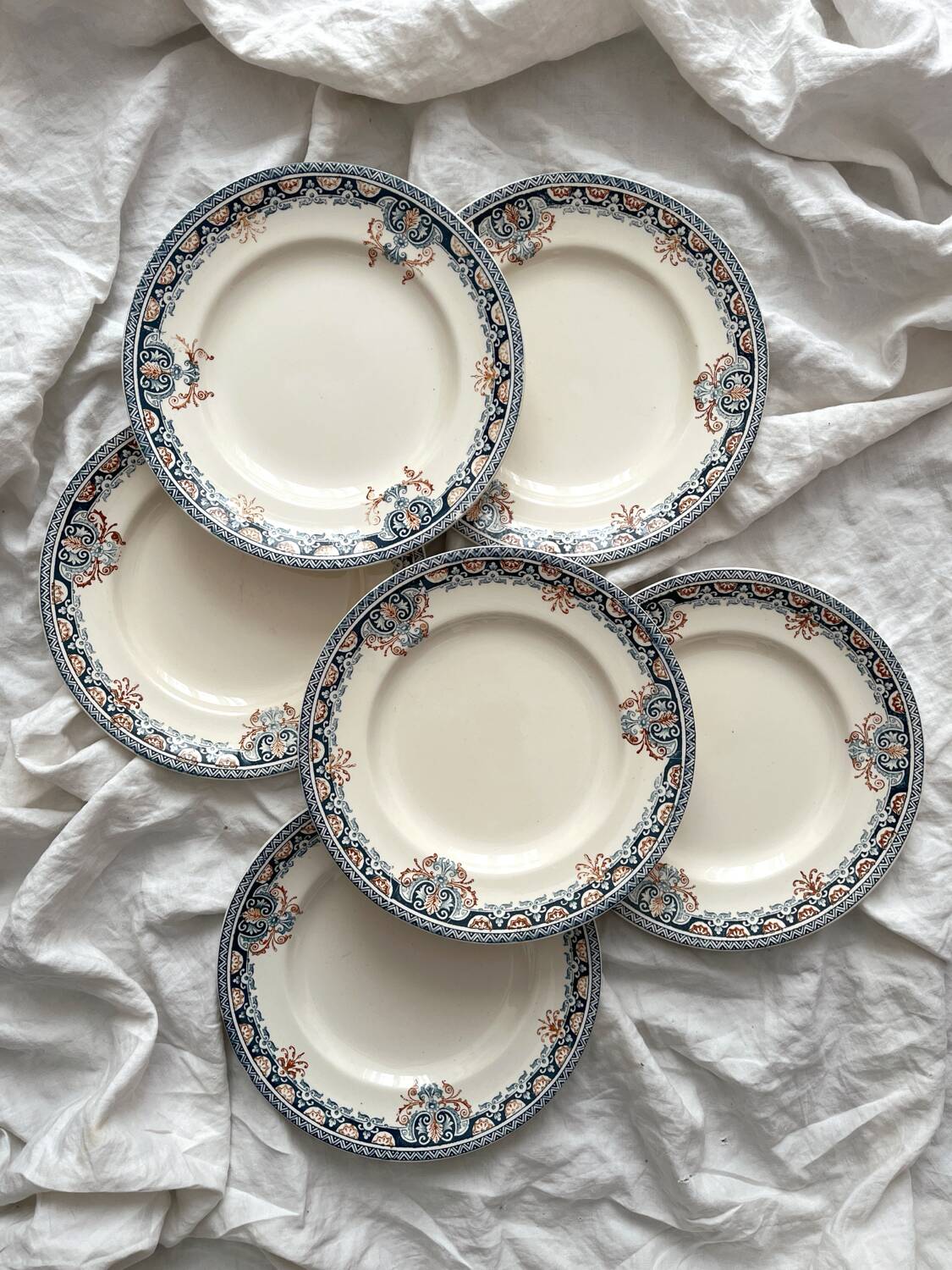 6 ironstone dinner plates “Diderot” Longwy