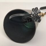 Metal and opaline suspension