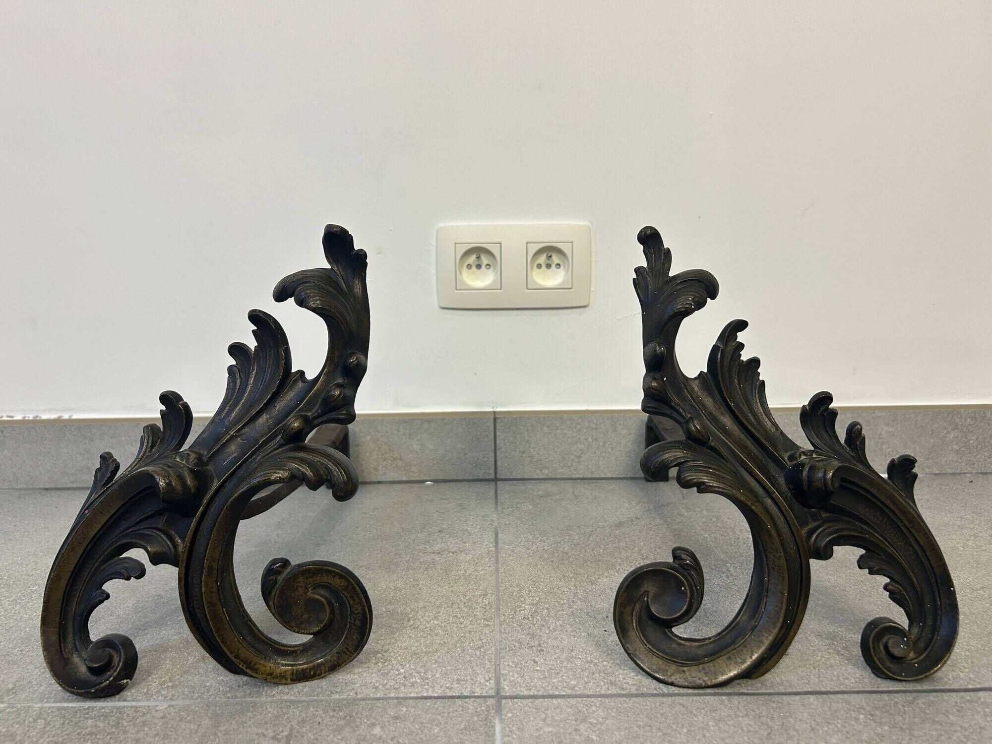 Beautiful pair of bronze andirons - 19th century