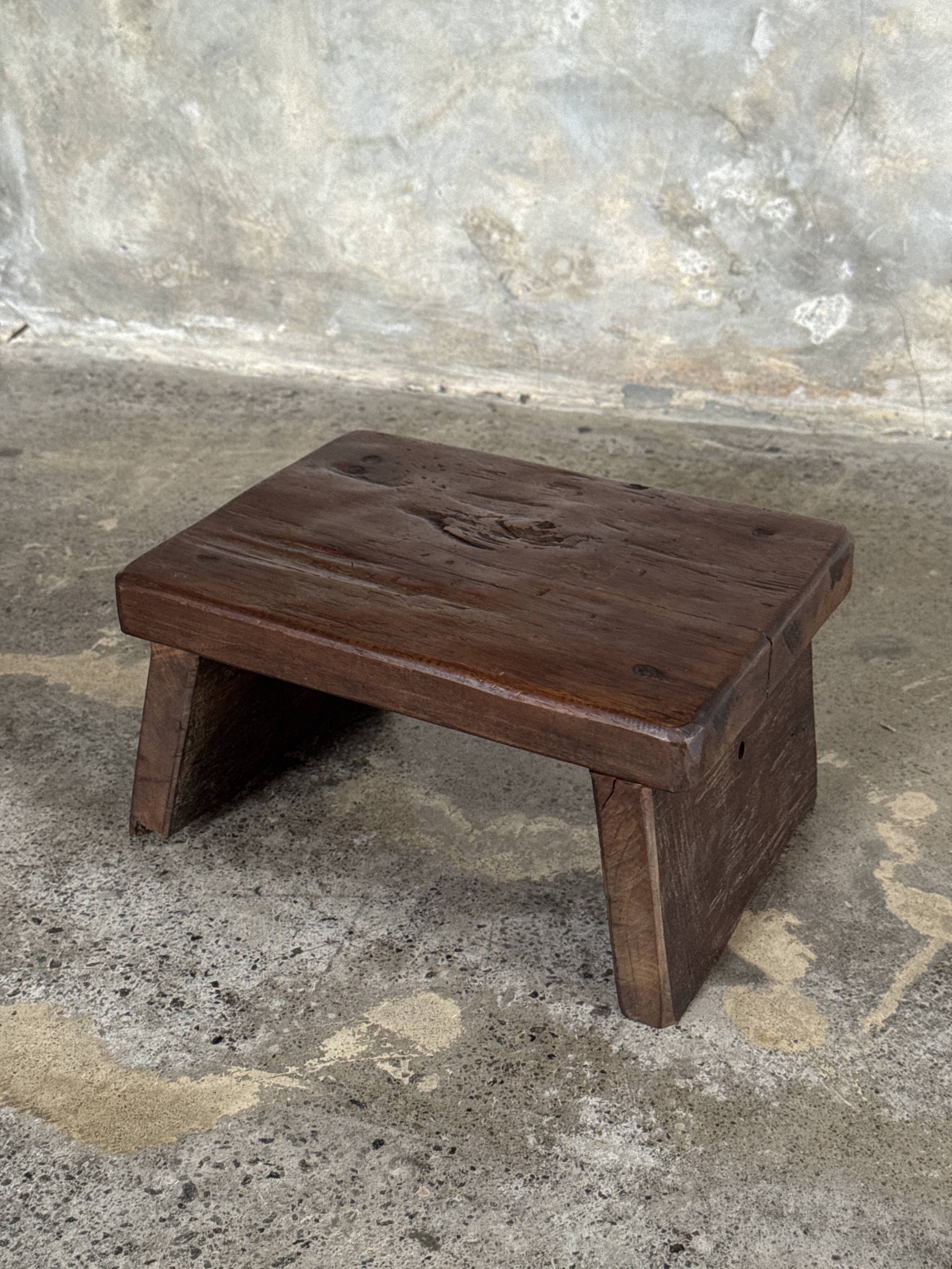 Small auxiliary stool in organic chocolate brown upcycled teak (3277)