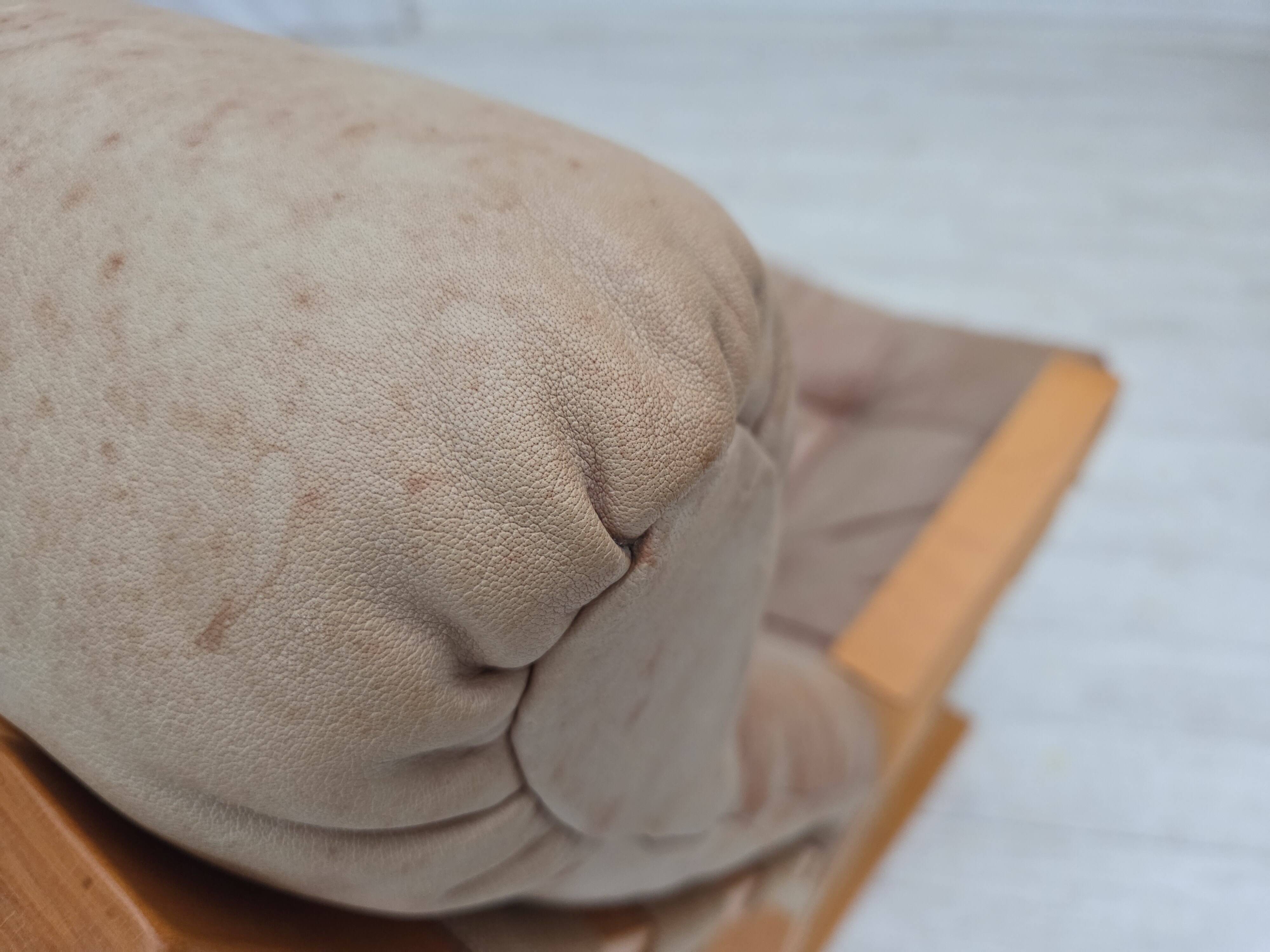 1970s, Norwegian armchair, model "Kengu", beige furniture leather.