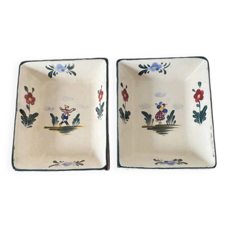 Set of 2 porcelain soap dishes with Breton couple motifs