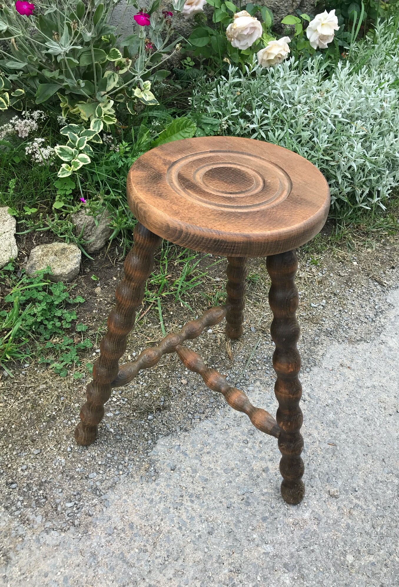 Vintage tripod stool