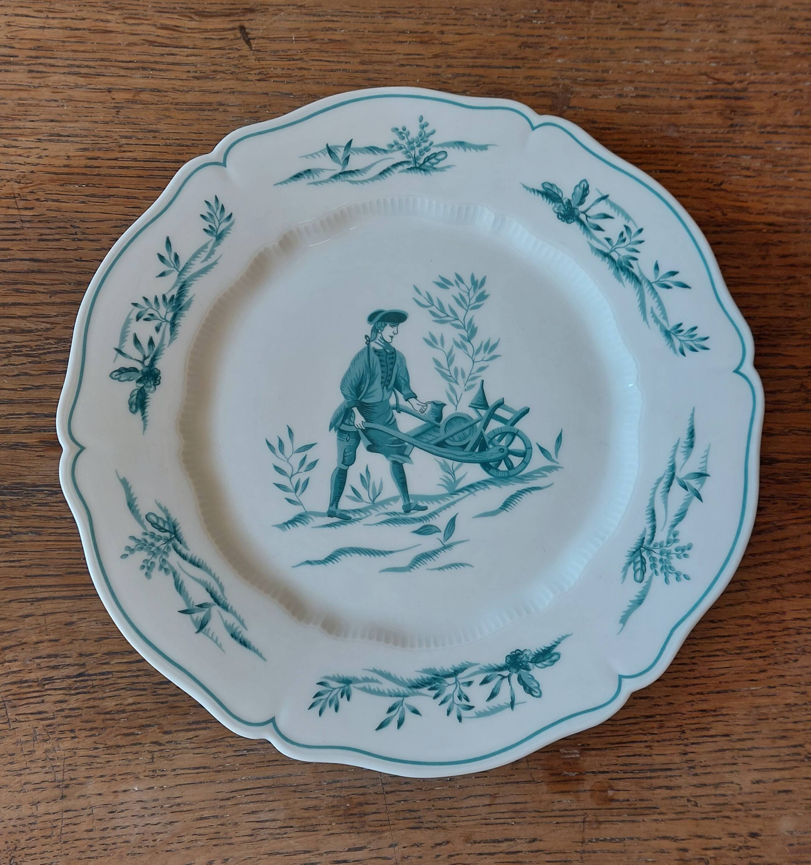 Suite de 6 assiettes Haviland Les Islettes