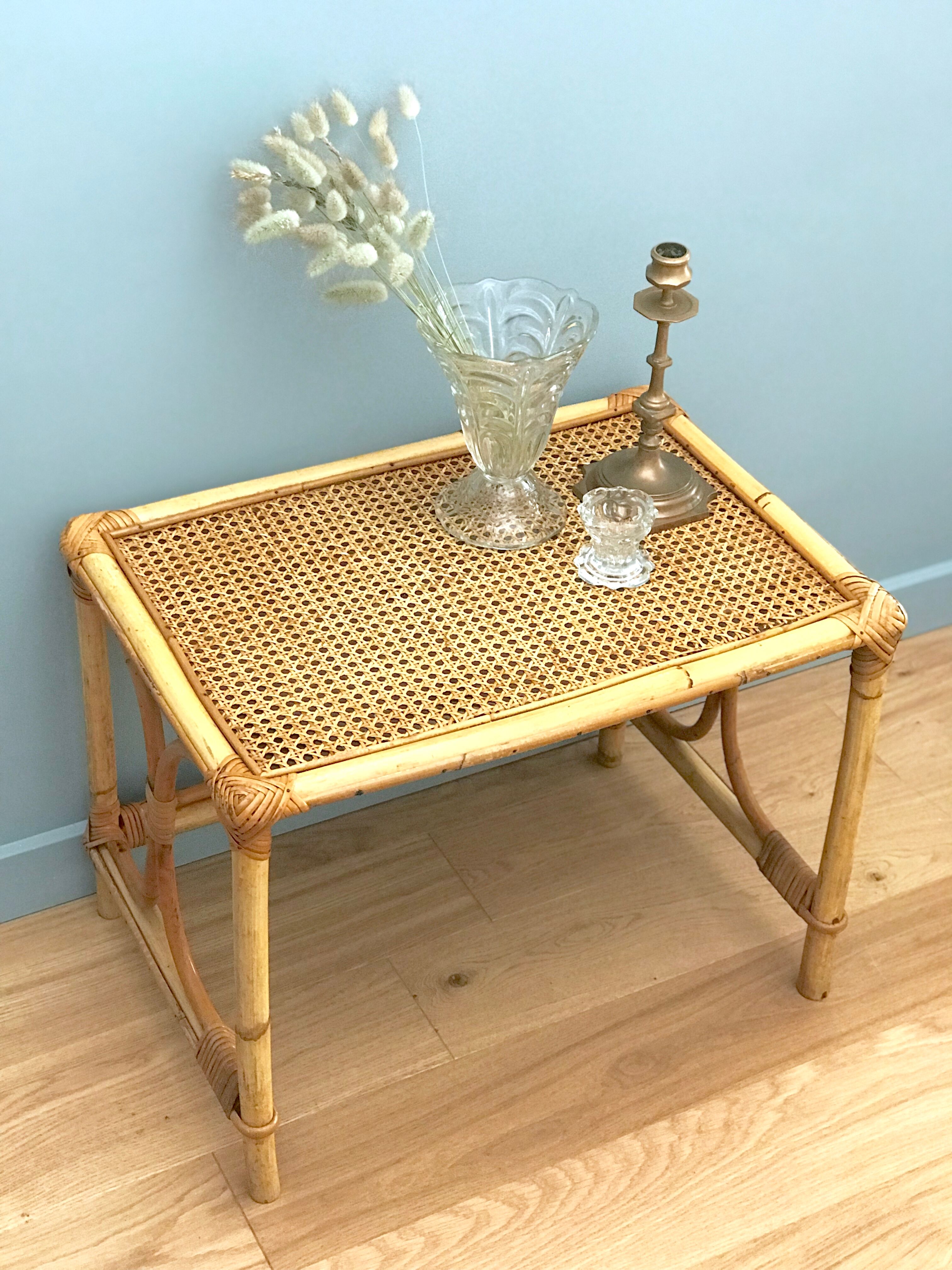 Rattan coffee table with canning tray
