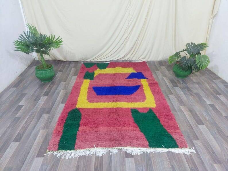 Traditional natural wool rug 250cm x 150cm