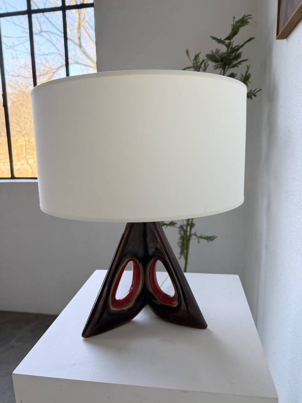 1950s ceramic table lamp, free form