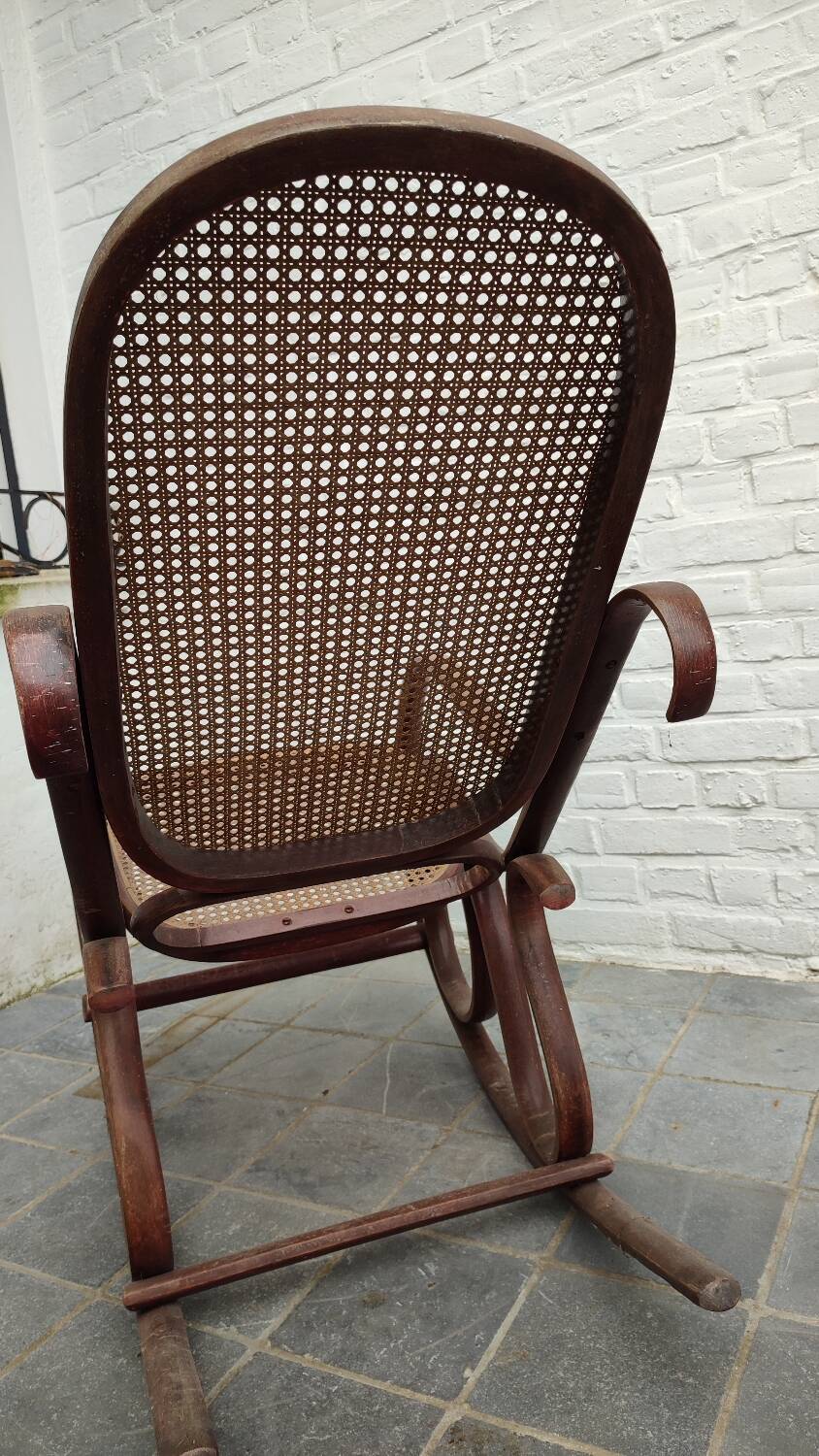 Rocking chair