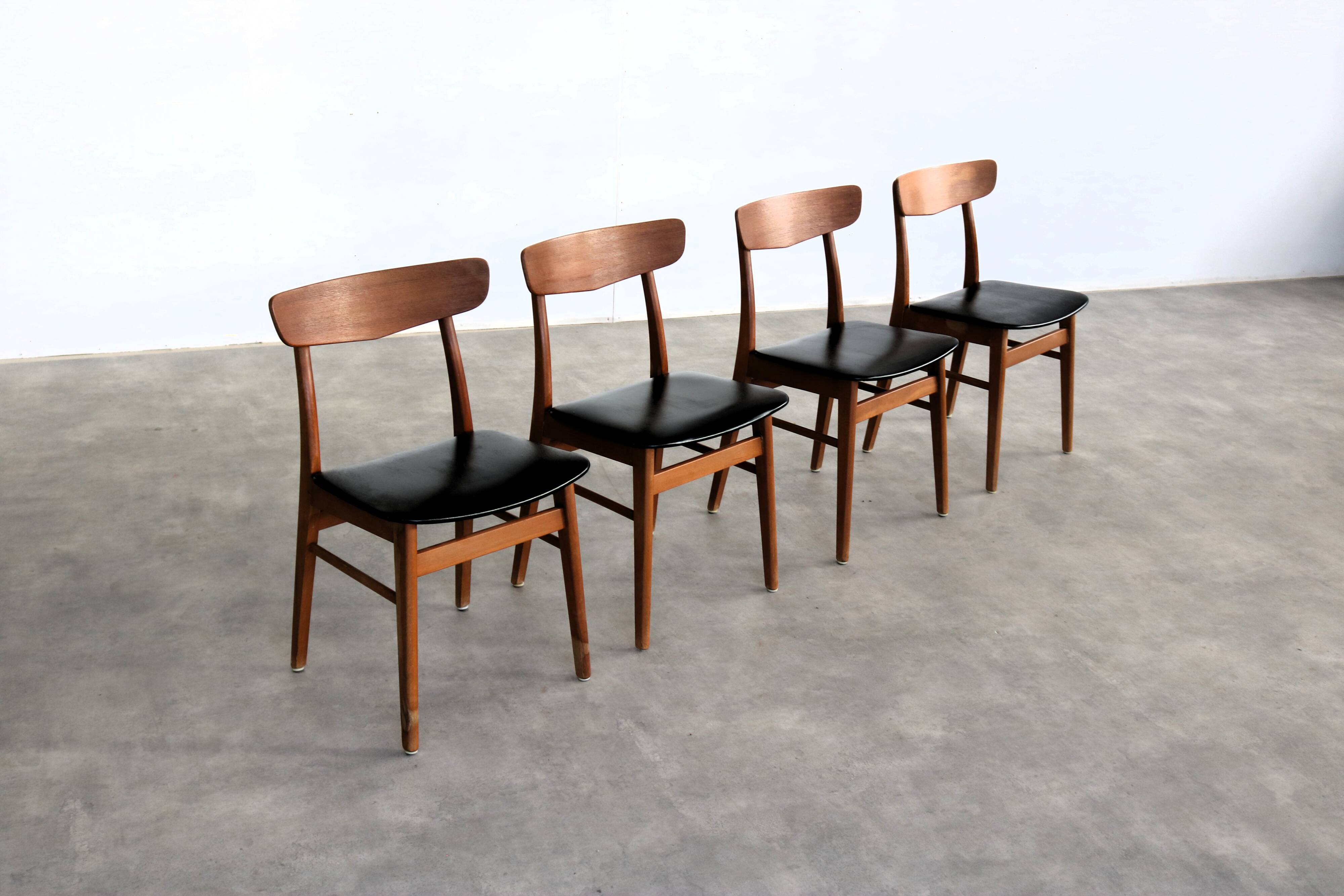Vintage dining chairs | chairs | 1960s | Farstrup
