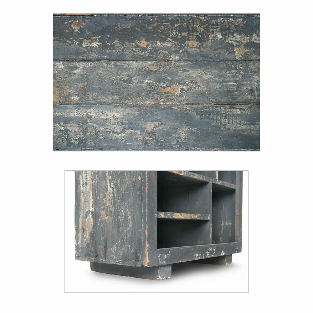 15-square patinated wooden library