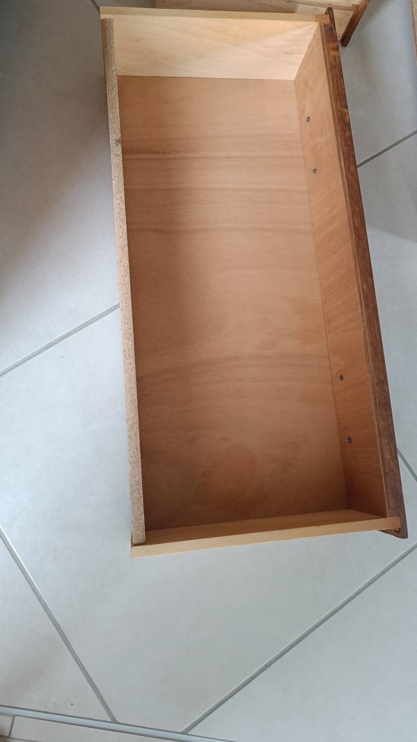 Rattan and wood splayed-leg chest of drawers