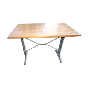 table de bistrot