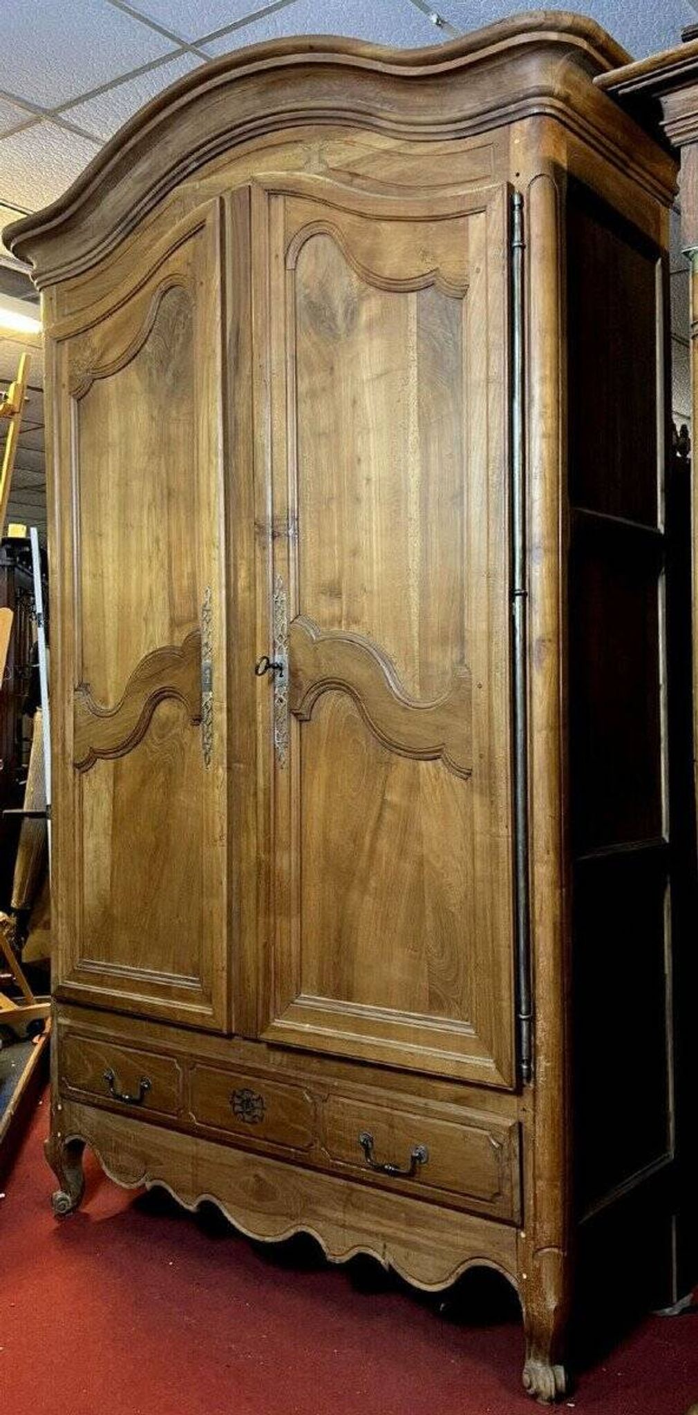 Louis XV Provençal Wardrobe in Solid Walnut from the 18th Century