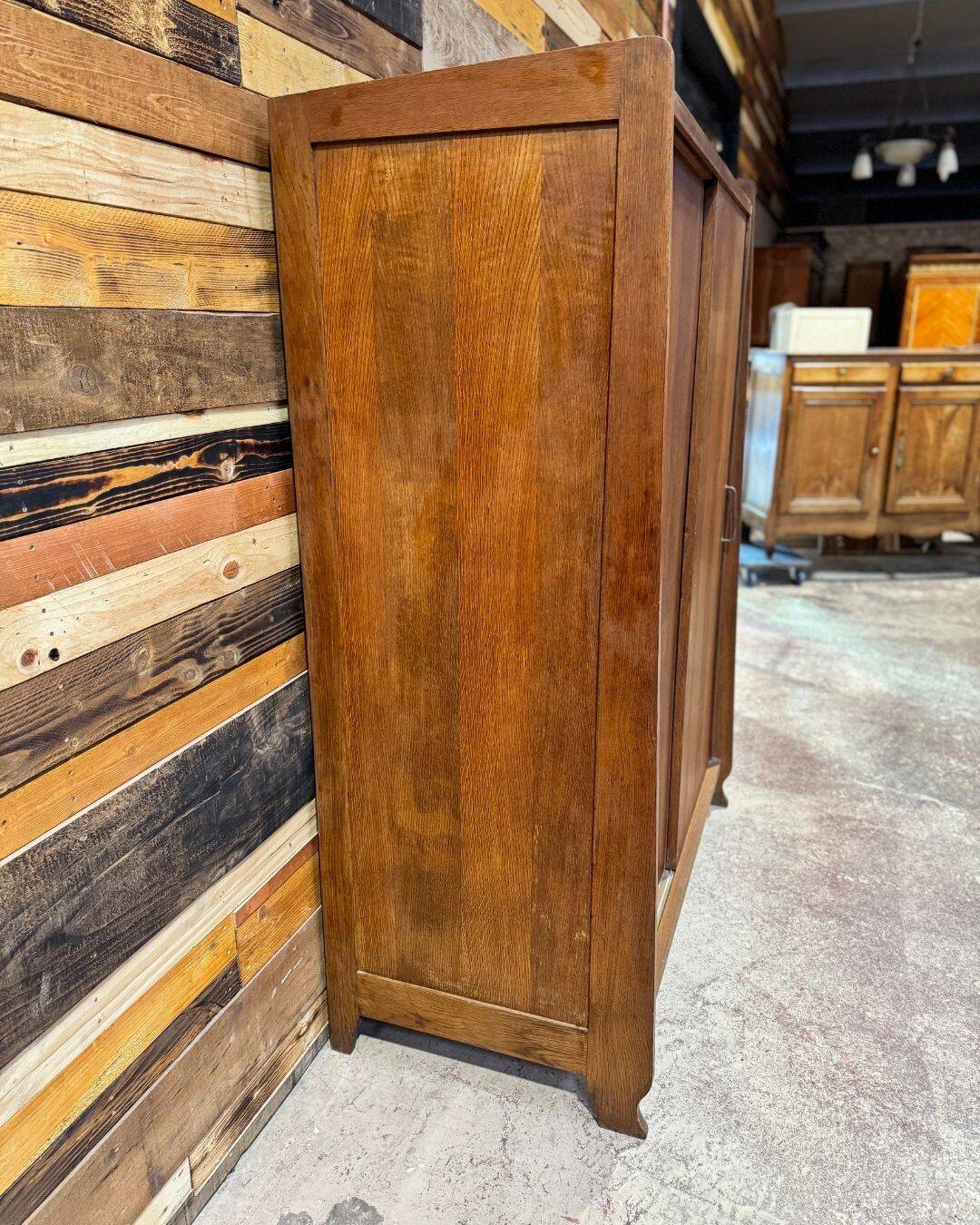Vintage oak wardrobe - Sliding doors - 1950s