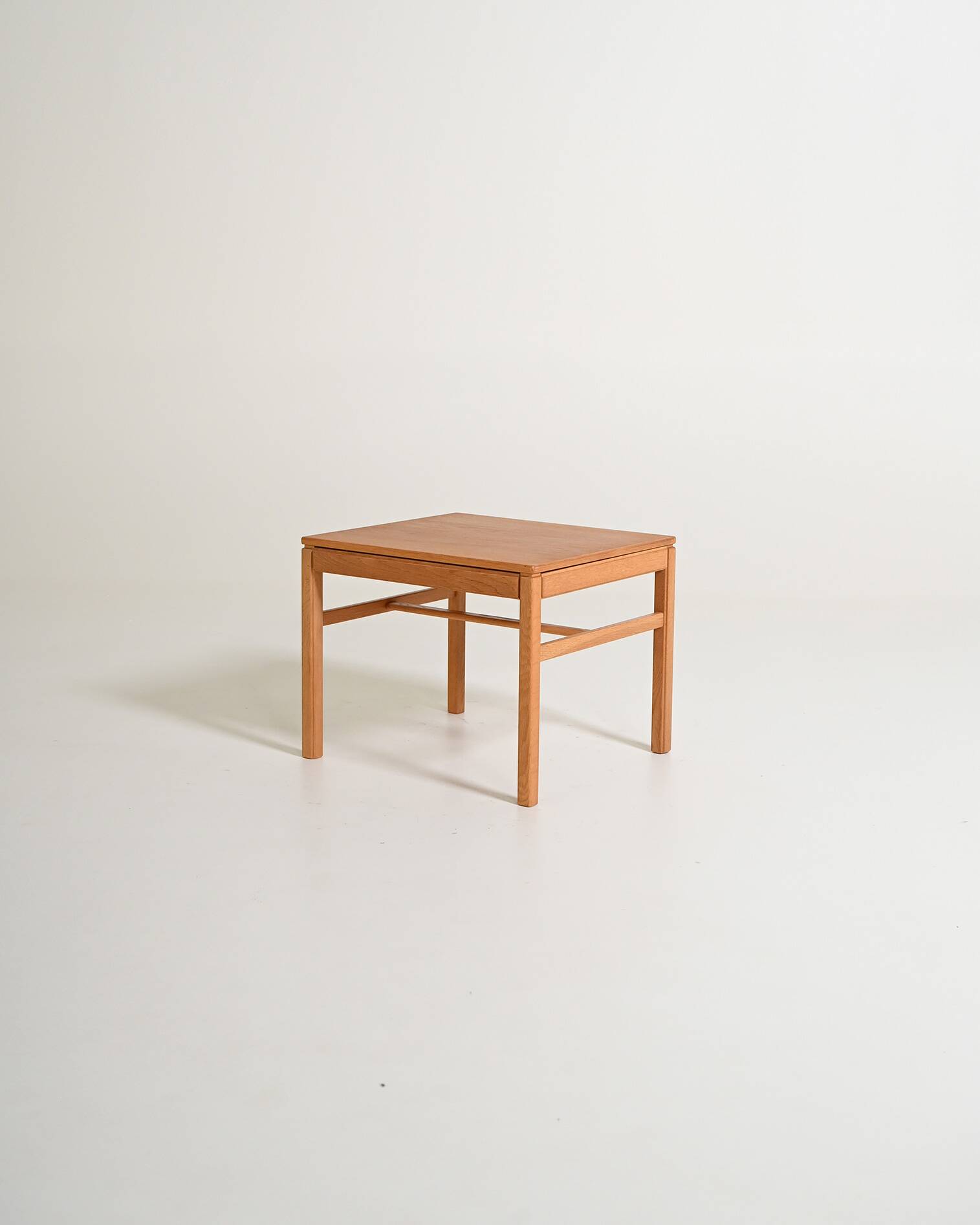 "Casino" oak side table, Sven Engström and Gunnar Myrstrand for Tingströms