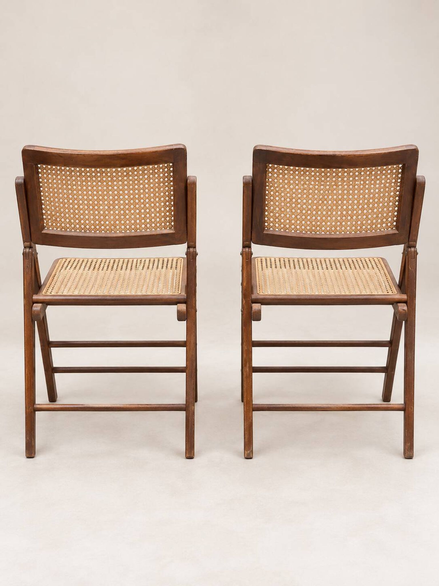 Vintage folding chair in wood and cane – 1960s/70s