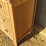 Antique chest of drawers
