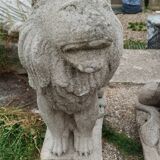 Paire de lions de jardin en pierre ancien vintage