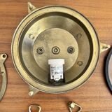 Marine decorative wall light in solid brass