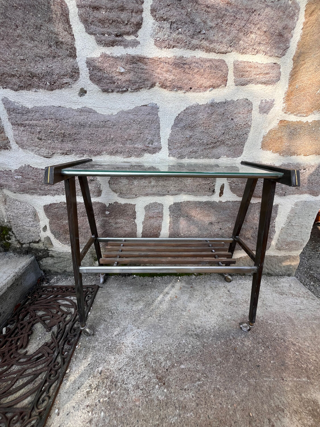 Vintage dessert table