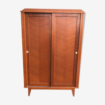 Armoire parisienne porte coulissante