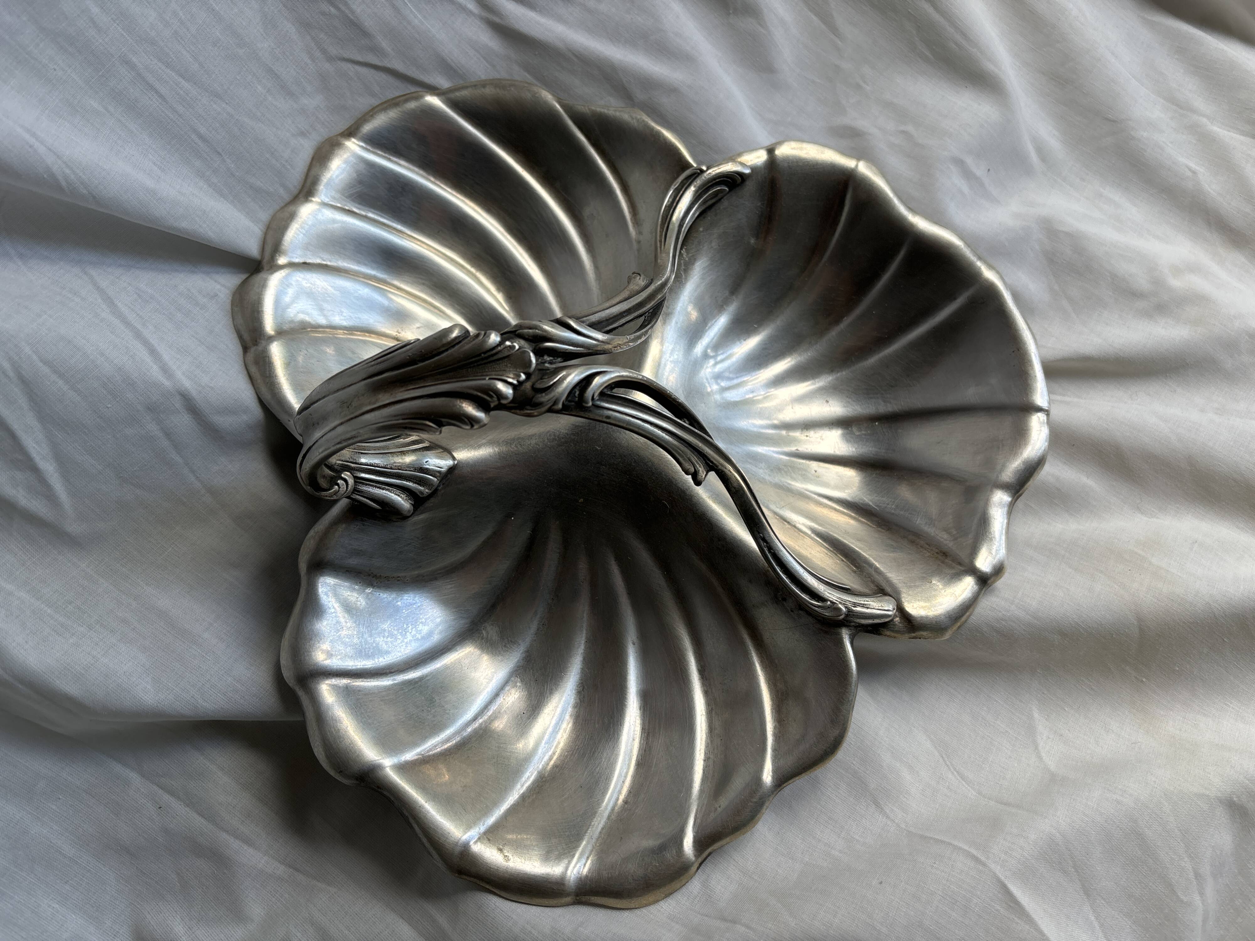 Présentoir époque Art Nouveau orfèvre  Victor Saglier