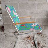 70's folding chairs with armrests