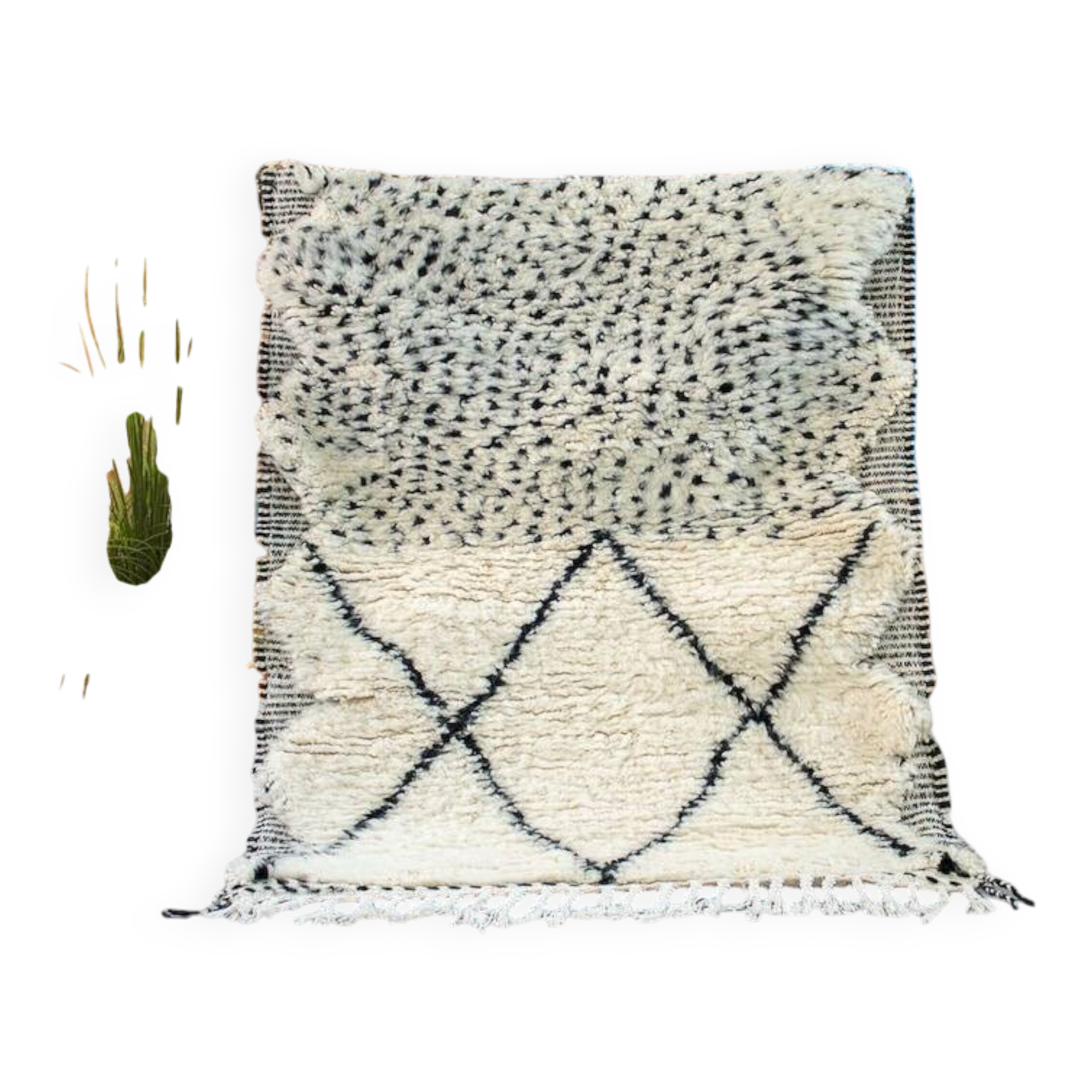 Authentic handmade pure wool rug in black and white, size 1.5/2.5 m.