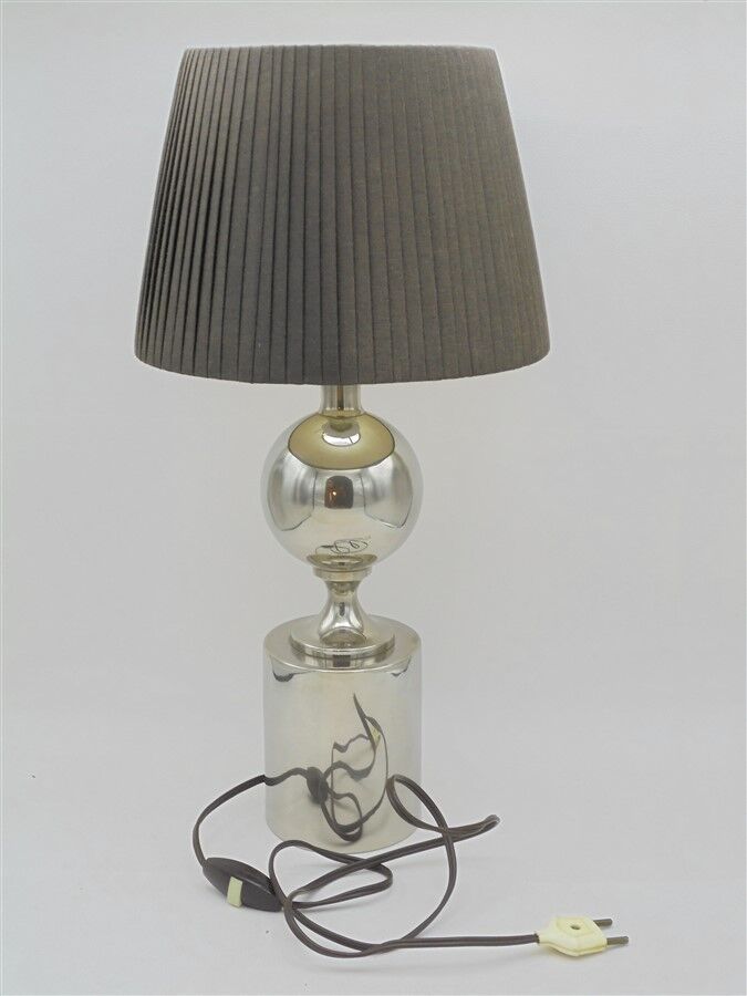 Barbier's signed lamp