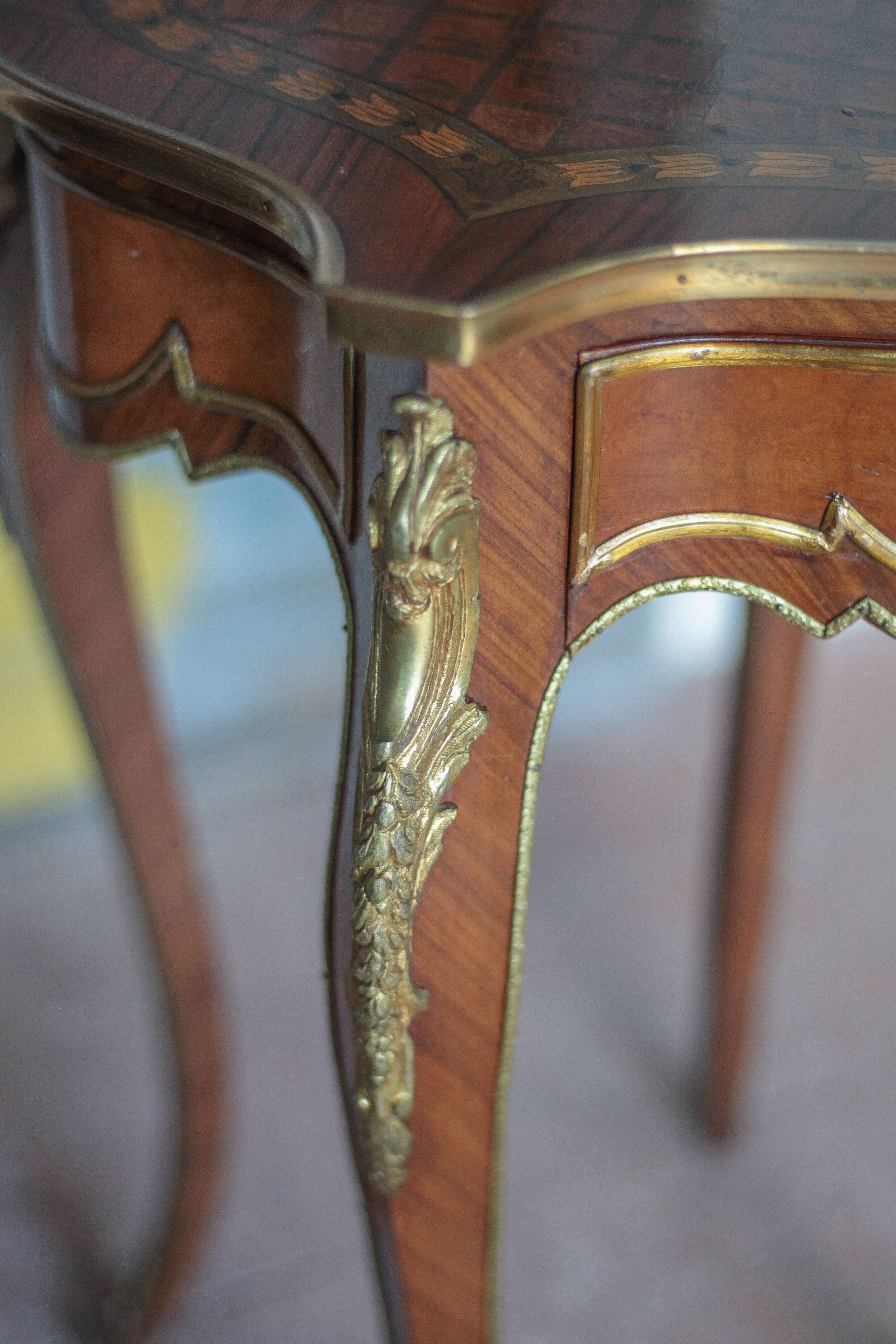 Wooden bedside table with marquetry and bronze, side table with curved legs