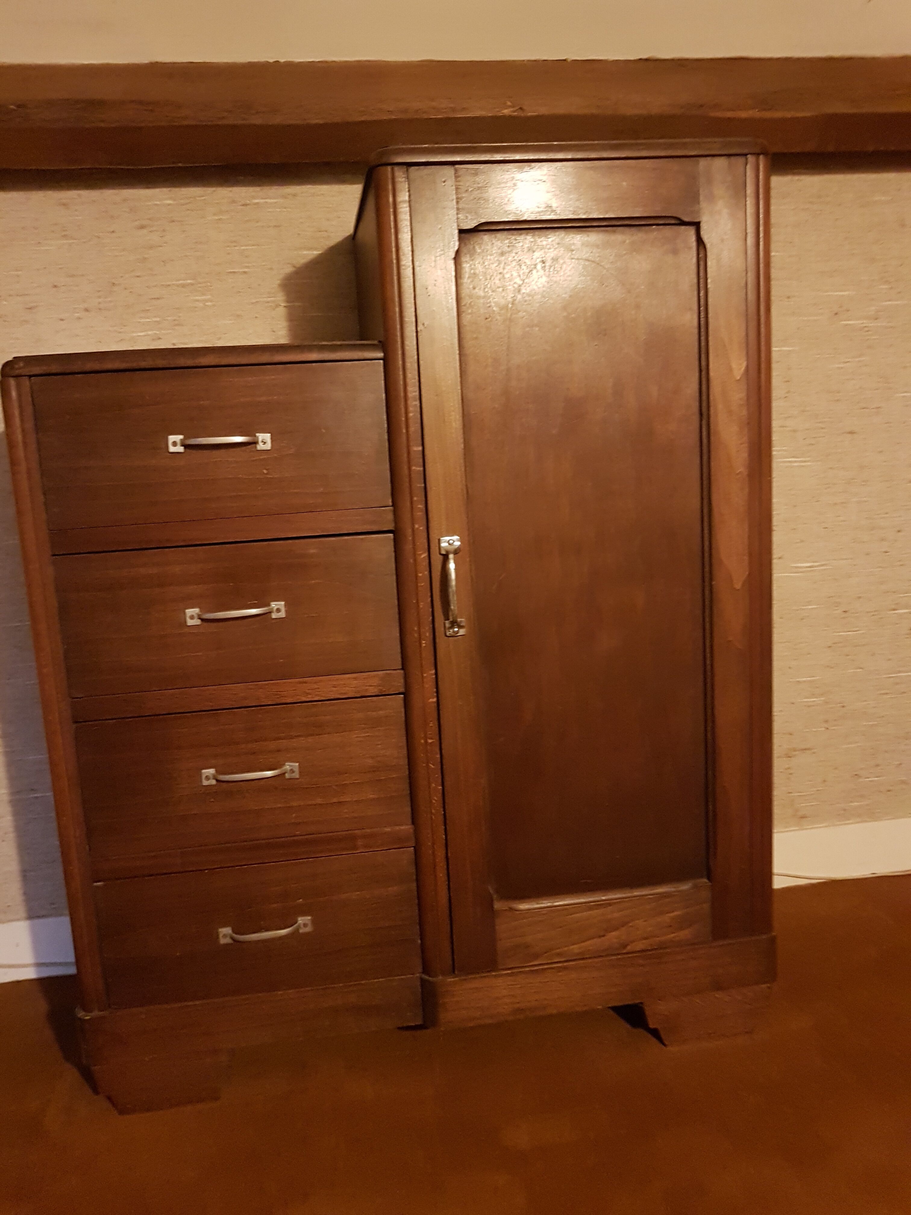 Storage cabinet year 1920