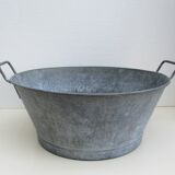 Zinc basin, old