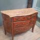 Commode style Louis XV en marqueterie de fleurs