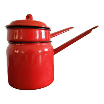 Red kettle in vintage email